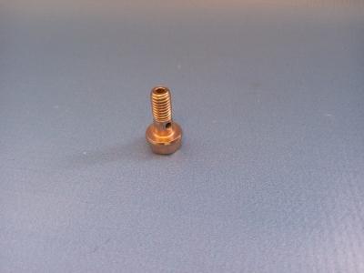 Болт перепускной трубки компрессора генератора FOTON 1039 1049С (E049362000005)