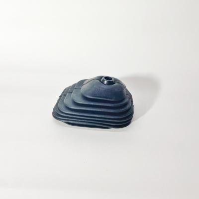 Чехол рычага (кулисы) КПП BAW 1044 Е2 Е3 33462 1065 Е2 Е3 33460 (BP10441720006)