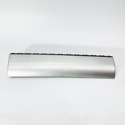 Накладка подножки правая FOTON 1039 1049 1069 Е3 (серебро) (1B18084500008)