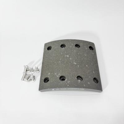 Накладка тормозной колодки задней с заклепками (8 отверстий) HOWO SHACMAN F2000 (LEO500007A)