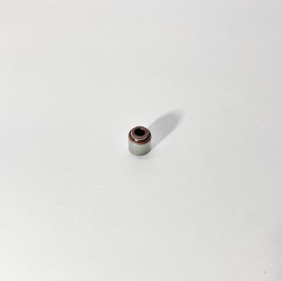 Колпачок маслосъемный ISUZU NQR75 NQR90 NPR75 FSR90 FVR34 (дв.4HK1, 6HK1) (BOSKET) (8973767200)