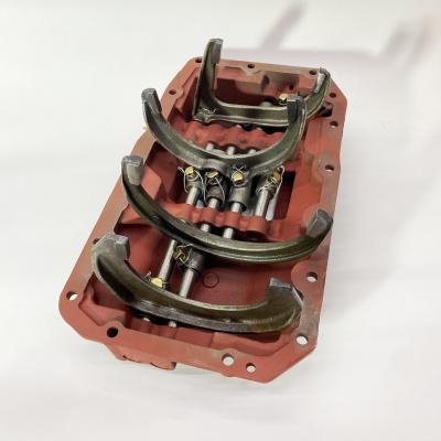 Крышка КПП в сборе с вилками FOTON 1093 (КПП 1109317143002) (1109317143002-DG)