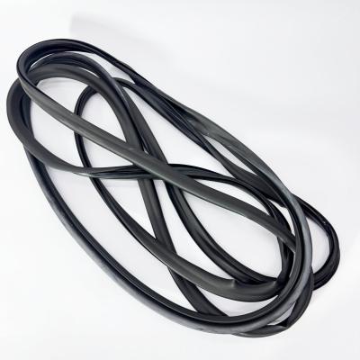 Уплотнитель лобового стекла FOTON 1128 S120 (L1521020100A0)