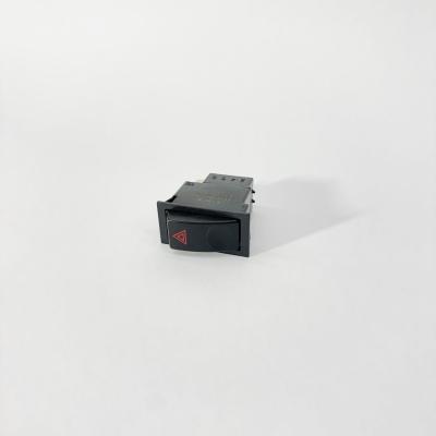 Выключатель (клавиша) аварийной сигнализации FOTON 1093 1099 (24V) (1В22037321012)