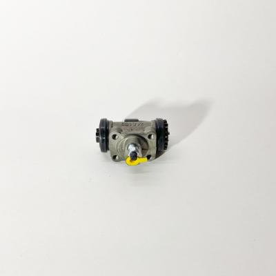 Цилиндр тормозной заднего колеса передний левый FOTON 1041 1049А (с прокачкой) (3502050-HF15015FTF)