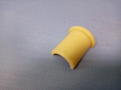 Втулка торсиона кабины верхняя часть (пластик) FOTON 1069 (1B22050200014)