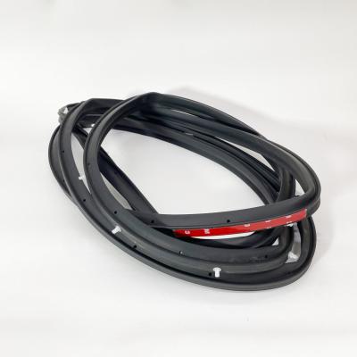 Уплотнитель двери левый FOTON 1039 1049А 1049С 1051 1061 1069 (1B18061200034)