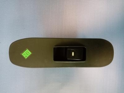 Блок выключателей стеклоподъемника правый FOTON 1089 AUMARK (24V) (1B18037320016)