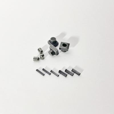 Комплект синхронизатора (сухарь , пружина , фиксатор)  FOTON 1113 5122 (DC6J70T-185A)