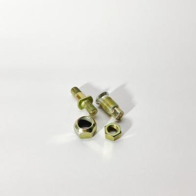 Шпилька заднего колеса правая BAW 1044 33462 JAC 1045 (в сборе) (31T13-03052)