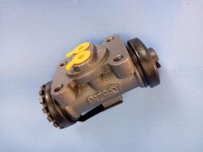 Цилиндр тормозной заднего колеса YUEJIN 1041 (1 контур.) (с прокачкой)