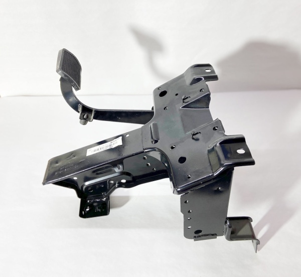 Педаль сцепления FOTON 1099 (в сборе) (1124116300002)