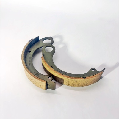 Колодки ручного (стояночного) тормоза FOTON 1069 (к-т 2шт) (HFC6782-3507030)