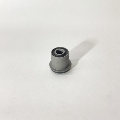 Сайлентблок рессоры передней (задний) ISUZU NQR71 NQR75 NQR90 NPR75 (половинка) (16х40х43) (BOSKET)