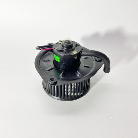 Мотор отопителя BAW 1044 1065 E2 (с крыльчаткой) (24V) 