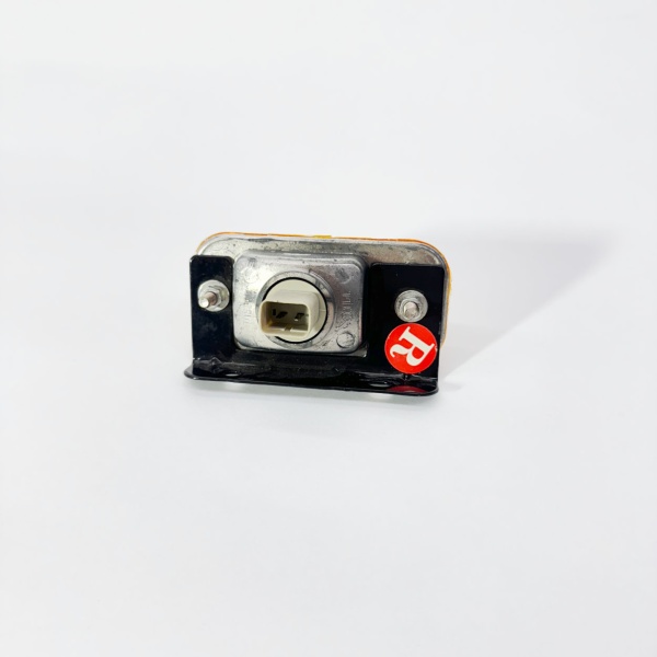 Фонарь габаритный FOTON 1041 1049A 1051 1061 1069 1093 1099 1138 (на фургон) (1B20037200012)