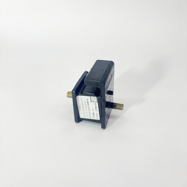 Подушка (опора) двигателя задняя FOTON 1128 S120 (L1101020701A0)