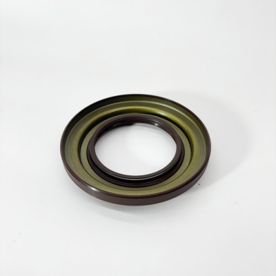 Сальник хвостовика заднего моста FOTON 1128 S120 1138 YUTONG ZK6129 HIGER KLQ6891 KLQ6885