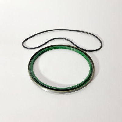 Сальник ступицы задней (185*210*11) FOTON 4189 SHAANXI F3000 (DZ90129340064)