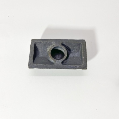 Пластина направляющая задней рессоры ТАТА 613 E2 E3 (257432253706)