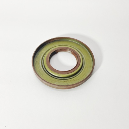 Сальник ступицы задней наружный FOTON 1061 1069 1093 1099 (57х124х14) (2400009-HF17030)