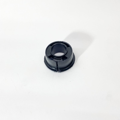 Сайлентблок кронштейна подъема кабины FOTON 1069 E3 ISUZU NQR71 NQR75 NQR90 NPR75 (D45) (8970951481)