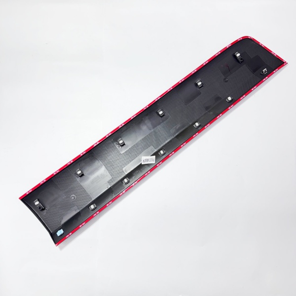 Накладка передней двери правая FOTON TUNLAND G7 (P1610171400A0)