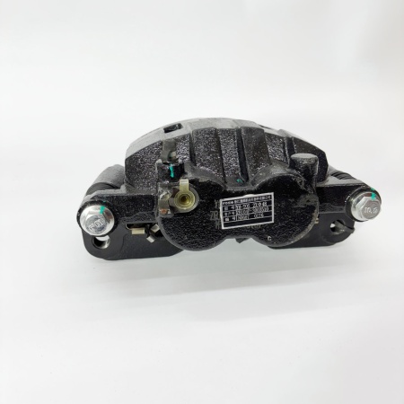 Суппорт тормозной переднего правого колеса FOTON 1039 (дв. Cummins ISF 2.8) (ZB1041P, 3003510)