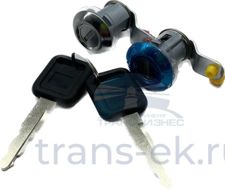 Личинка замка двери левой и правой ISUZU NQR71 NQR75 NKR55 (к-т) (BOSKET) (8970956852, 8970956842)