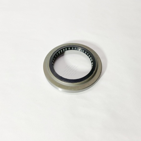Сальник ступицы задней внутренний ISUZU NQR71 NQR75 NQR90 NPR75 (82х121х12) (BOSKET)
