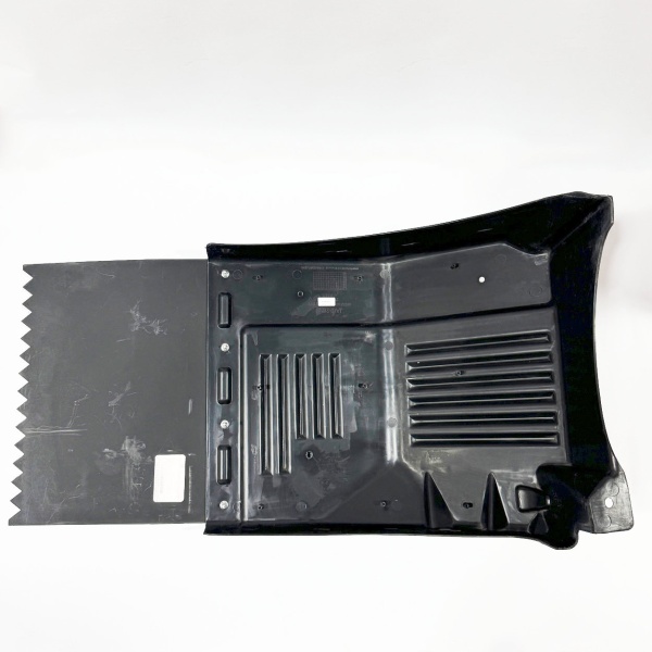 Брызговик кабины правый JAC N120 КОМПАС 12 (8403210LE094)