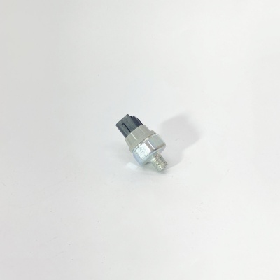 Датчик давления масла ISUZU NQR71 NQR75 NQR90 NPR75 FSR90 (дв. 4JJ1, 4HК1, 4HG1) (BOSKET)