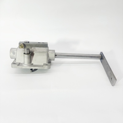 Крышка КПП FOTON 1099 (малая 4 болта) (QLD6J53TFT, 0577-65200176)