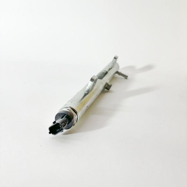 Рампа топливных форсунок FOTON 1051 1061 Валдай Е3 (дв. Cummins 3.8) (5259689)