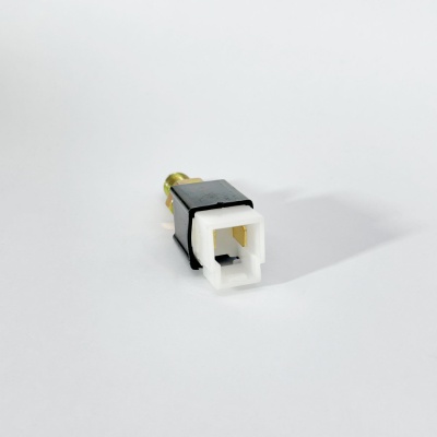 Датчик включения сигнала торможения (лягушка) ISUZU NQR71 NQR75 (дв. 4HK1, 4HG1) (2 конт.) (BOSKET)