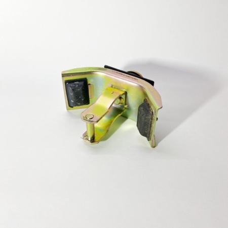 Подушка (опора) кабины задняя FOTON 1039 1041 1049А 1049С 1051 1061 1069 (в сборе) (1B18050200211)