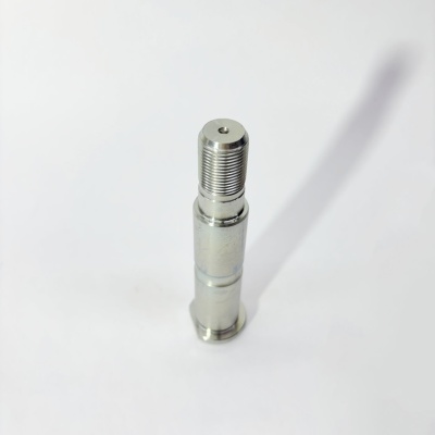 Палец рессоры задней (передний) JAC N56 N75 N80 Компас 5/9 (2911033LD010)