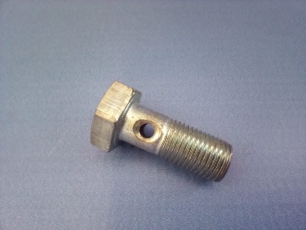 Болт перепускной (трубки топливного бака) FOTON 1069 1093 1099 (М12х27) (1102211400002)