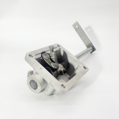 Крышка КПП FOTON 1099 (малая 4 болта) (QLD6J53TFT, 0577-65200176)