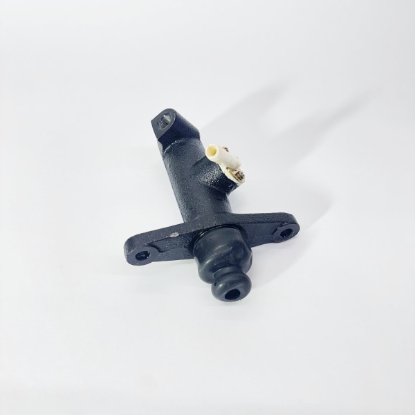 Цилиндр сцепления главный FOTON 1089 ISF3.8 (с штоком) (1108916300007)