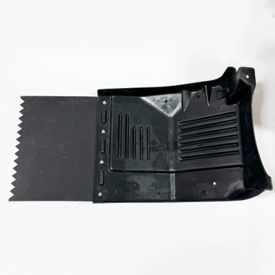 Брызговик кабины левый JAC N120 КОМПАС 12 (8403110LE094)