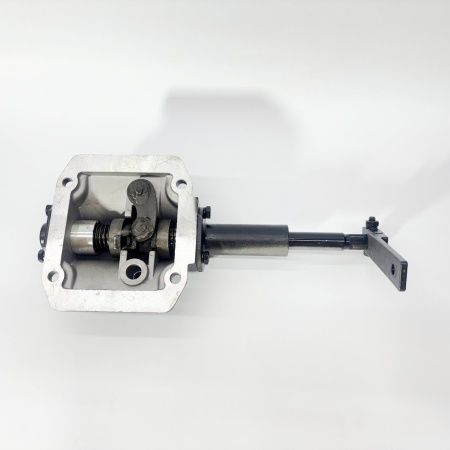 Крышка КПП FOTON 1093 (малая 4 болта) (КПП 1109317143002) (1109317143002-XG)