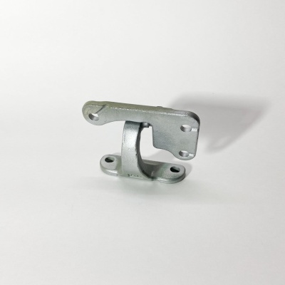 Петля двери левая FOTON 1128 S120 L1610110100A0