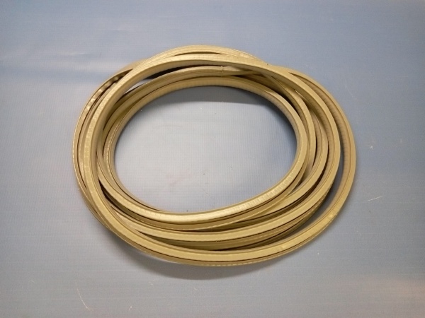 Уплотнитель лобового стекла внутренний FOTON 1051 1061 1069 (1B20052100003)