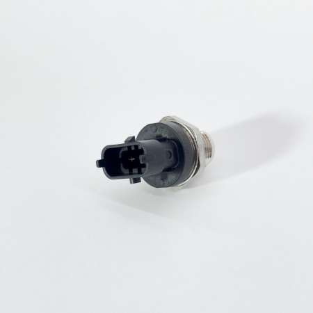 Датчик давления топлива (в рампе) FOTON 1088 S85 1108 S100 1129 1128 S120 (0281006327)