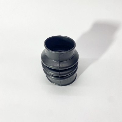 Чехол шлицевого соединения скользящей вилки заднего кардана ТАТА 613 Е2 Е3 (3284110097)