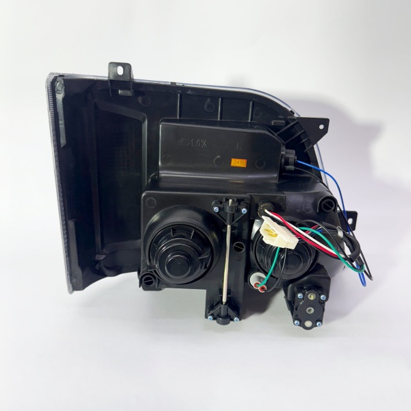 Фара передняя левая BAW 1044 Е2 1065 Е2 (24V) (дорестайл) (BP17803710001)