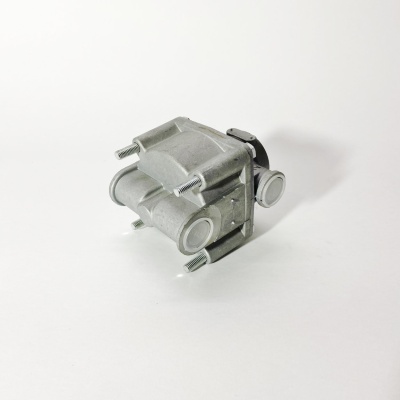 Клапан ускорительный тормозной FOTON 3251 (двухсекционный) (1115035600033)