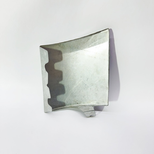 Накладка кабины боковая правая (железо) FOTON 1069 (1B18053000154)