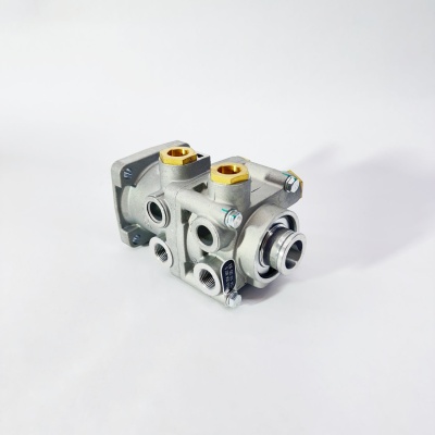 Кран тормозной подпедальный JAC N80 N90 N120 КАМАЗ Компас-9/12 (3514010LE031XZ)